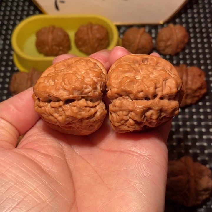 文玩核桃把件四深开八腿蛙王