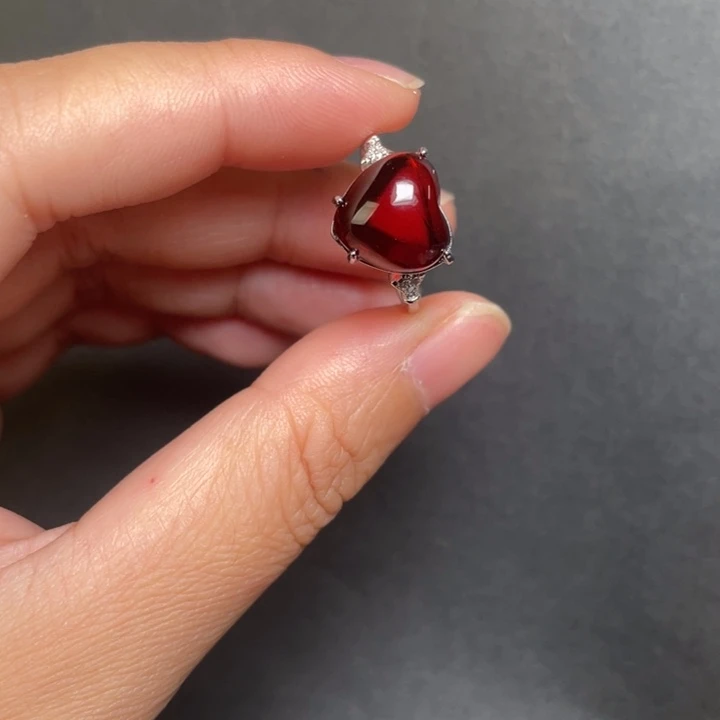 琥珀戒指银S925镶嵌?****妈