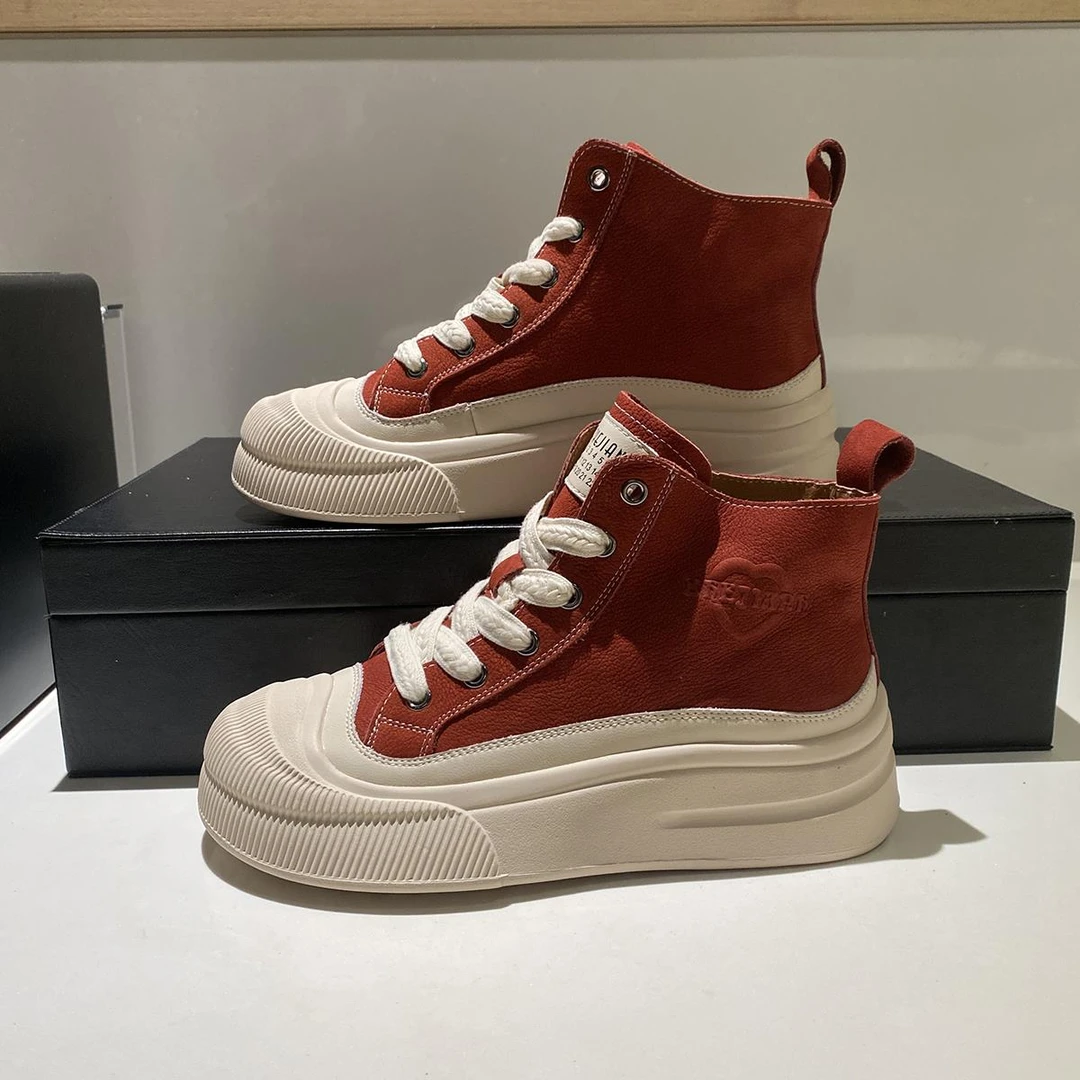 【澳门专柜正品】红色厚底高帮鞋女秋冬新款复古圆头休闲短靴子女百