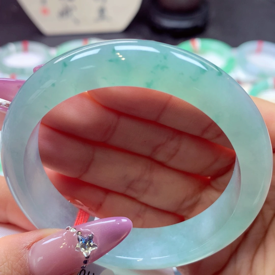 翡翠手镯未镶嵌正圈30号66