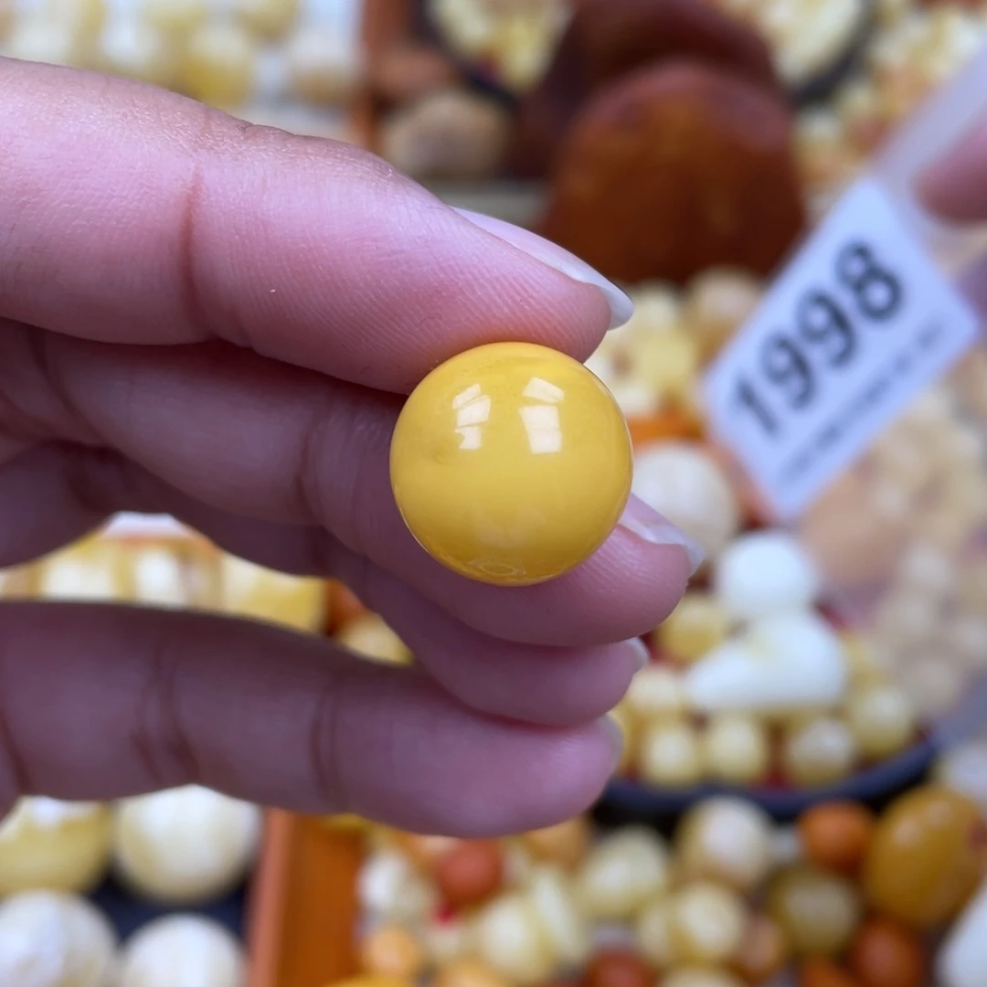 未镶嵌蜜蜡珠宝奇石皮色15