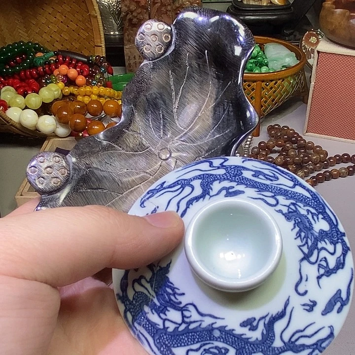 瓷片哈哈哈哈哈哈哈哈哈哈就