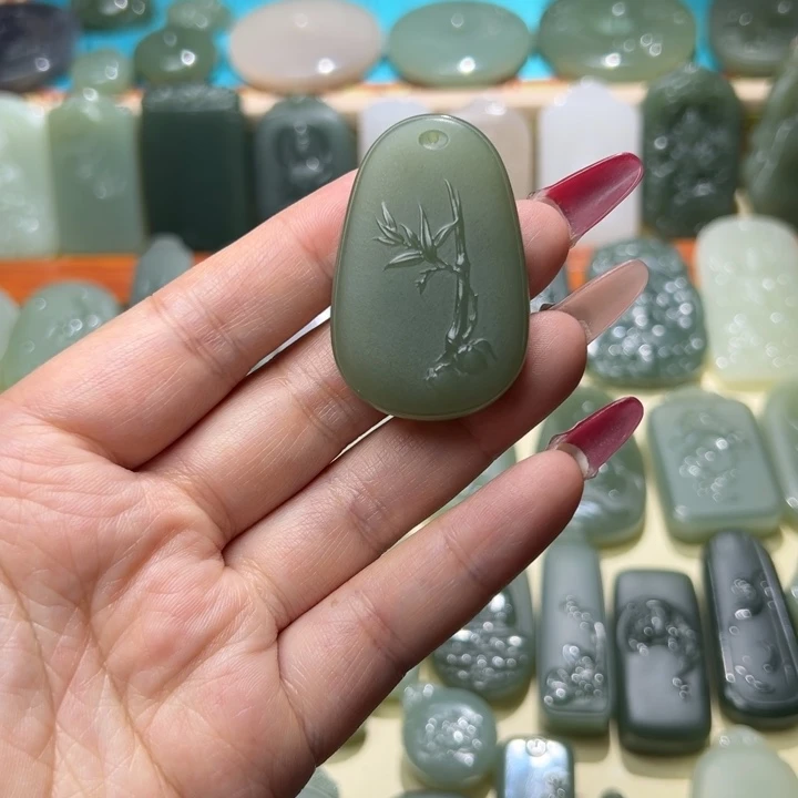 【闪购商品】和田玉颈饰未镶嵌