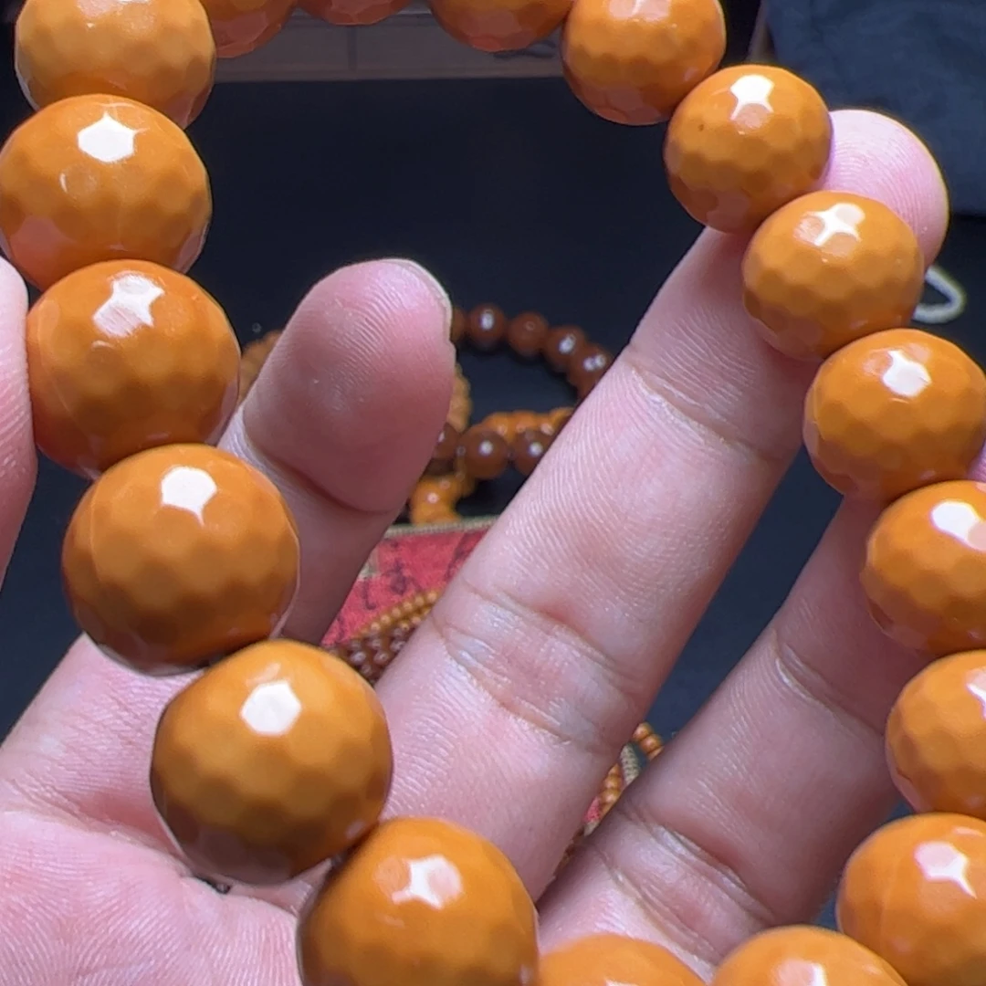 猴头核桃把件哦了咯