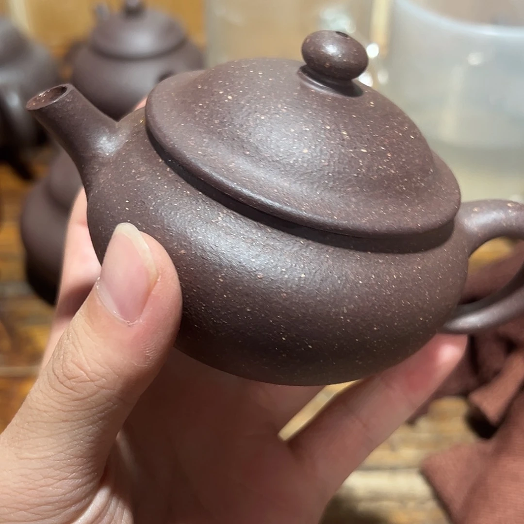 茶壶紫砂紫砂的味道很