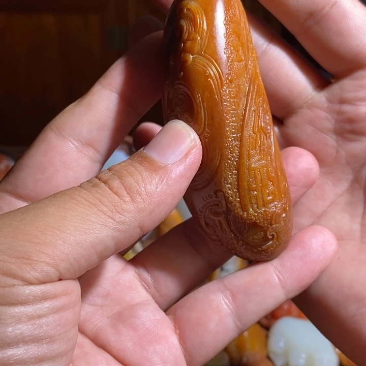 *****和田玉未镶嵌颈饰