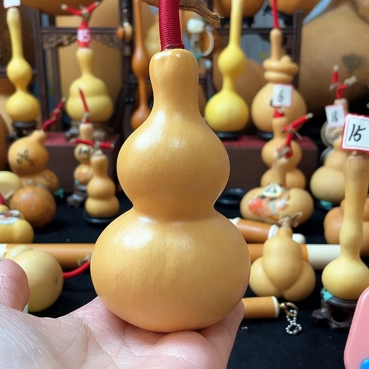 田*儿葫芦岛文雅而不张扬和自信地