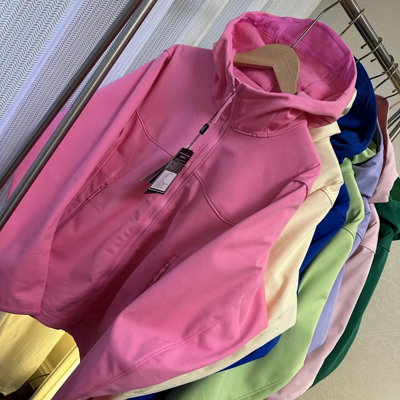 年末清仓~超绝吸睛~！户外防风轻便保暖 情侣外套