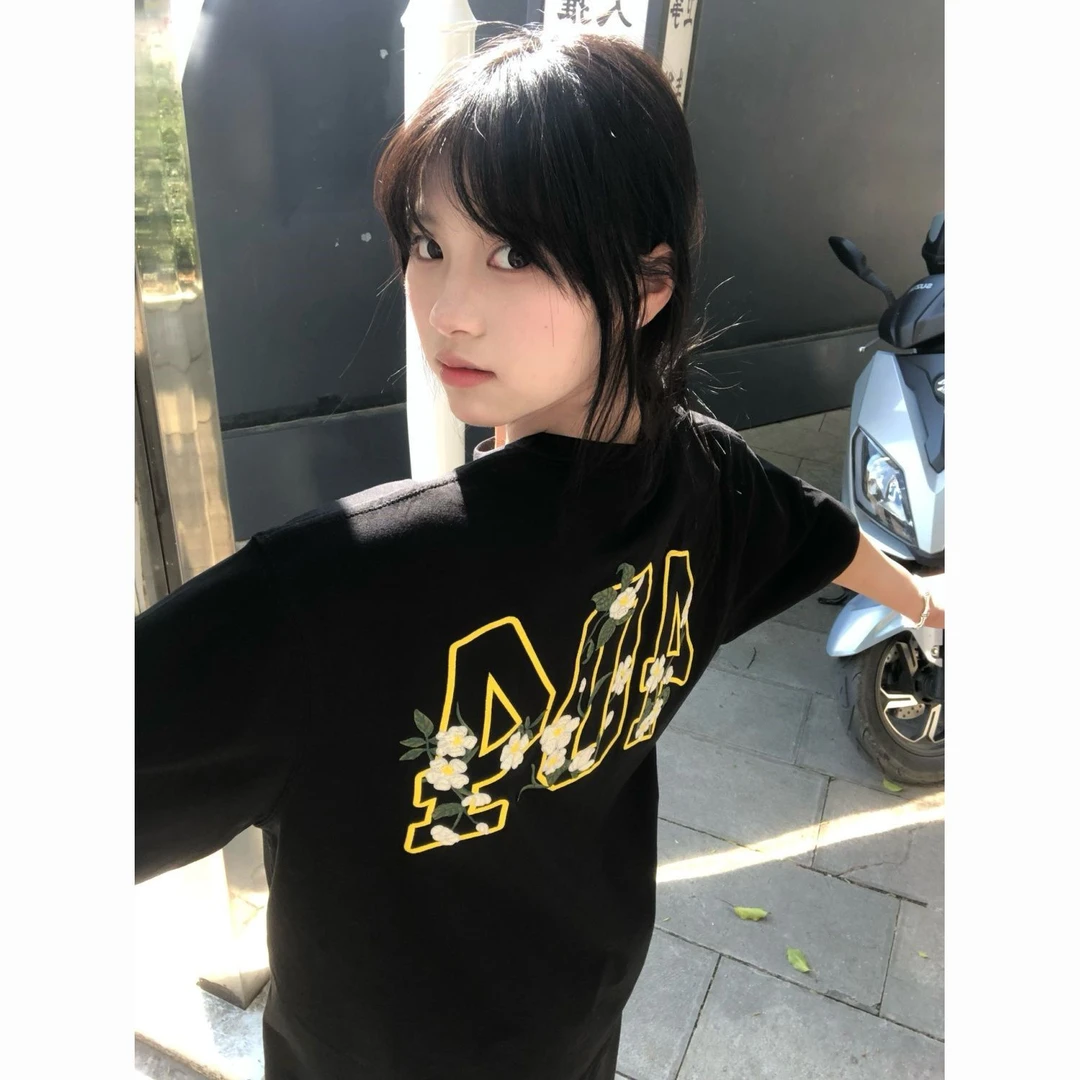 【山茶花刺绣】美式复古学院风短袖t恤女INS超火宽松短袖女韩BF上衣