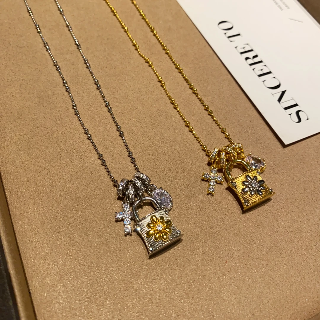 铜合金项链 法式重工可拆卸~实心锁包跑环十字架项链锁骨链轻奢