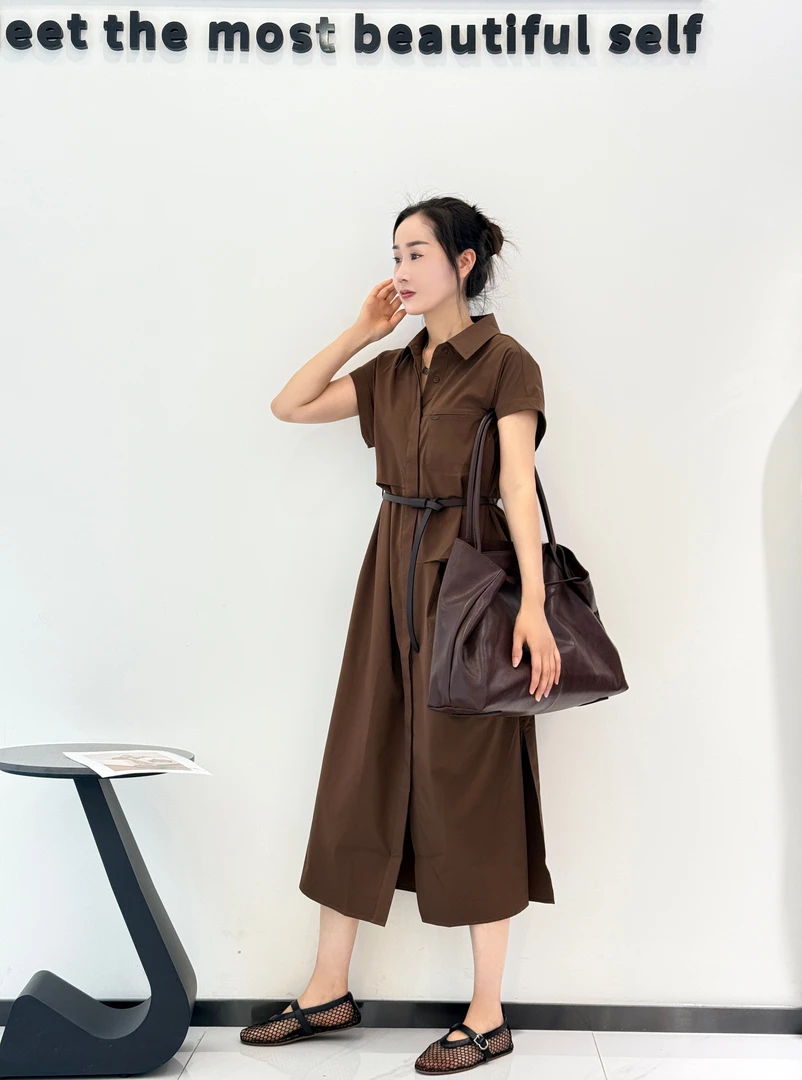 【老郭说穿搭】伊2025时尚休闲连衣裙