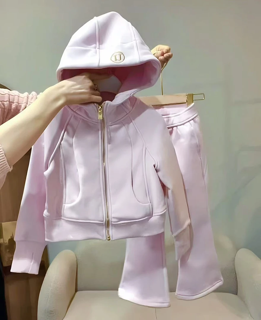 【工厂直销】（买上衣送裤子）女童春秋款韩系拼接纯色套装带帽拉链