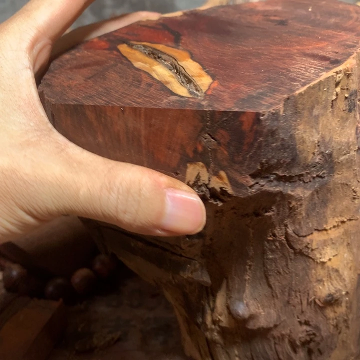 檀香紫檀（小叶紫檀）斑*