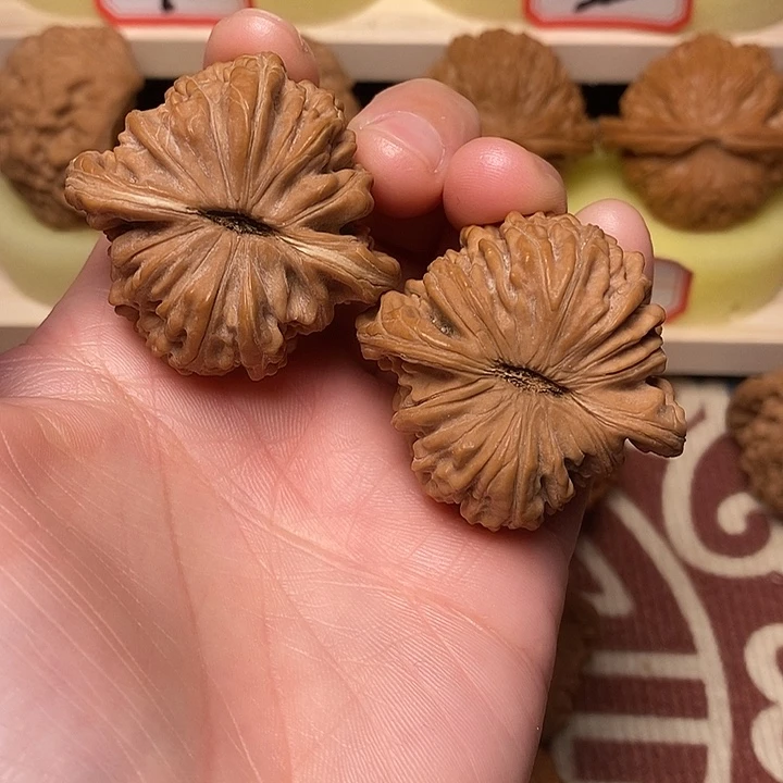 文玩核桃吊坠42球楼