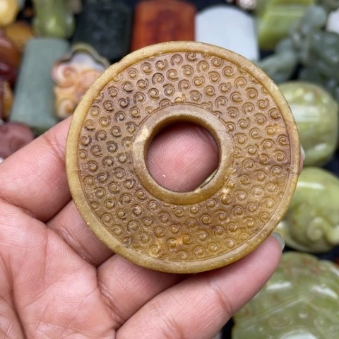 蛇纹石玉颈饰未镶嵌63