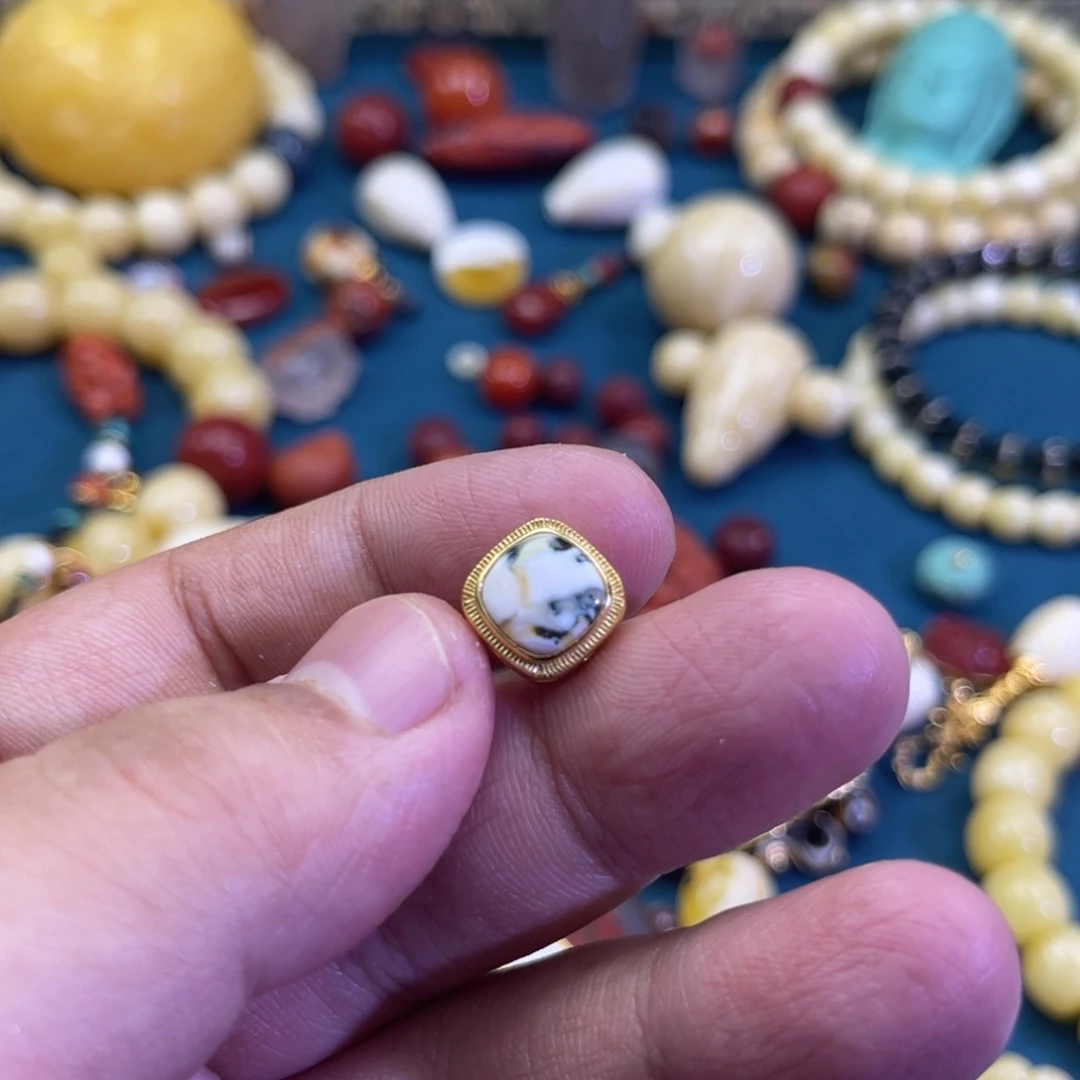 琥珀未镶嵌珠宝奇石2