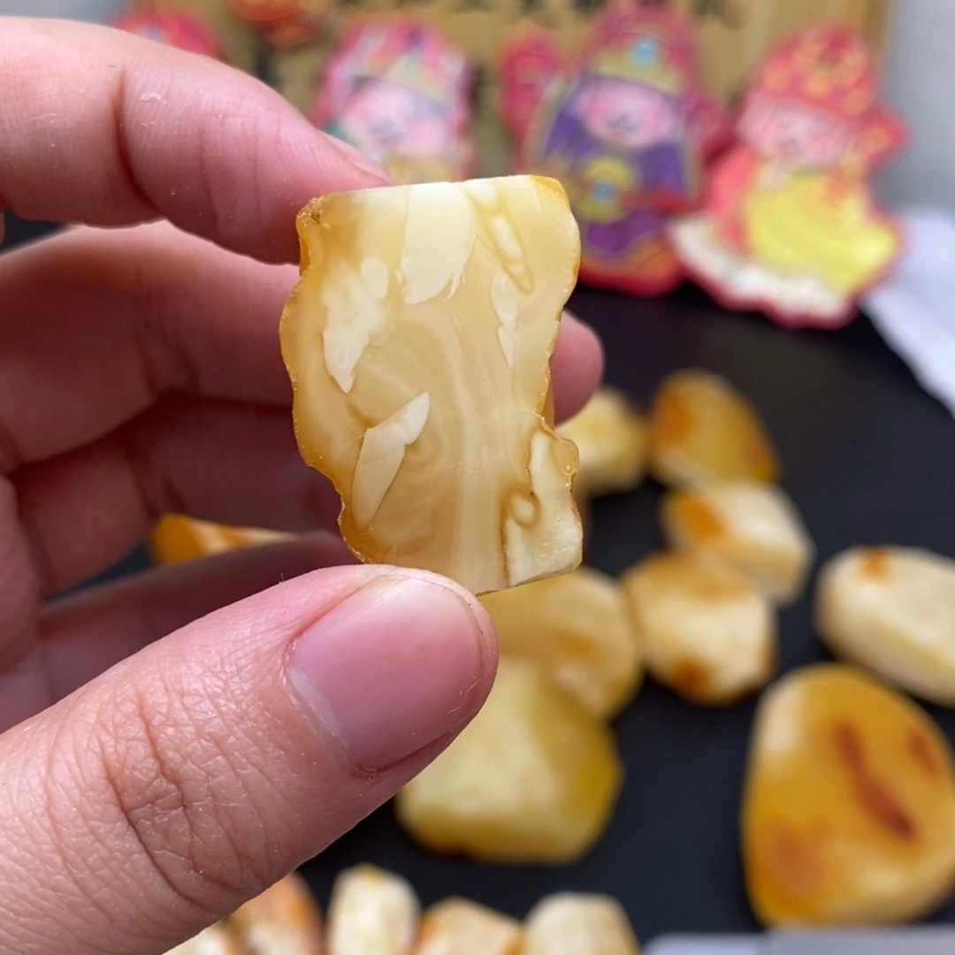 定制琥珀未镶嵌花*天然蜜蜡原石加工不退不换