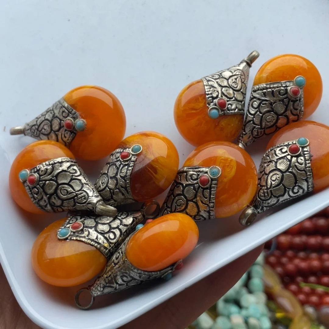 玛瑙/玉髓合金珠宝半成品一个装22*38左右尼泊尔吊坠