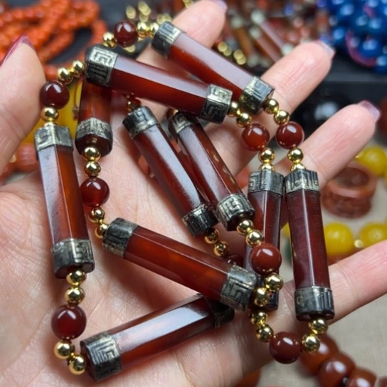 玛瑙/玉髓颈饰未镶嵌