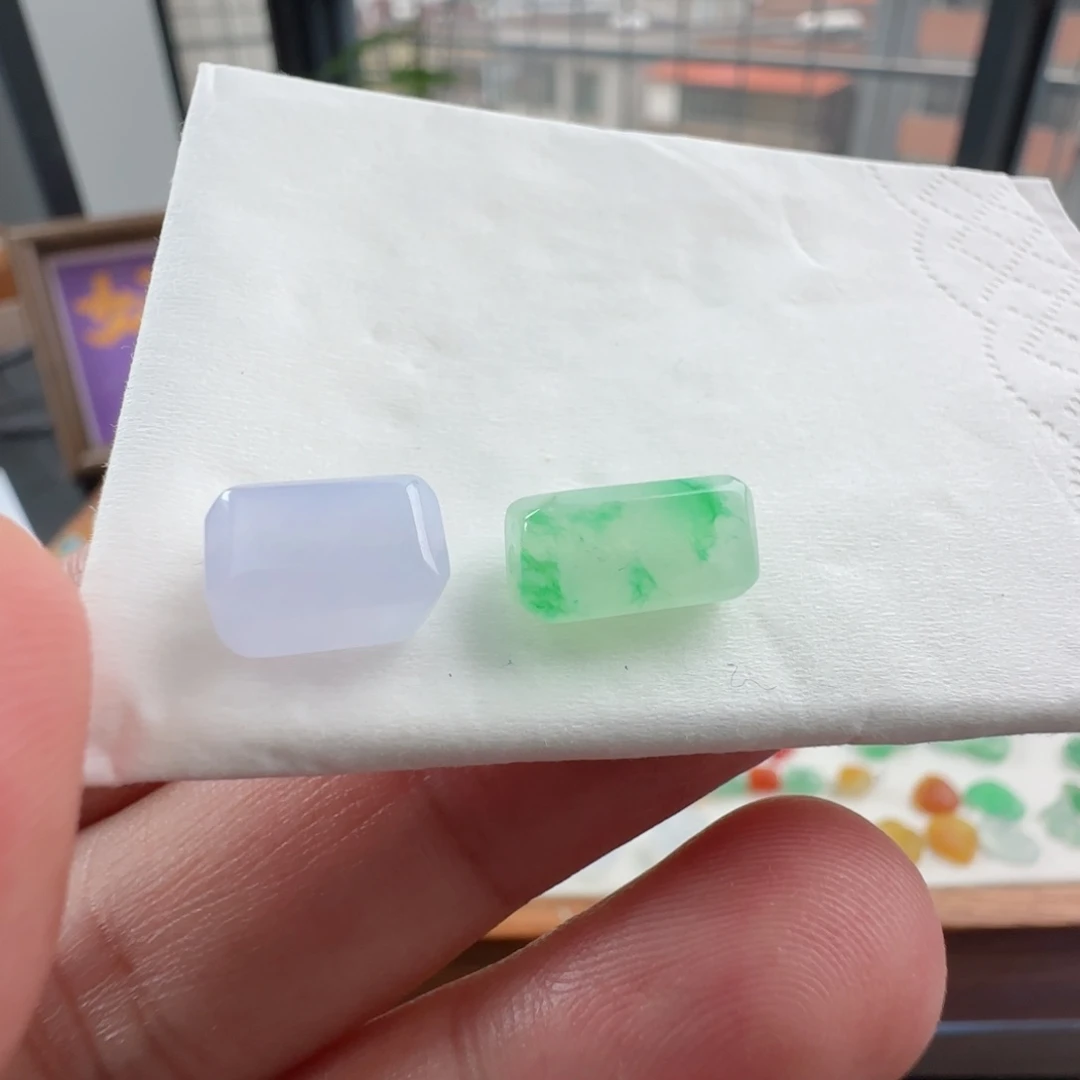 未镶嵌定制翡翠黄*頤定制翡翠毛货不退不换