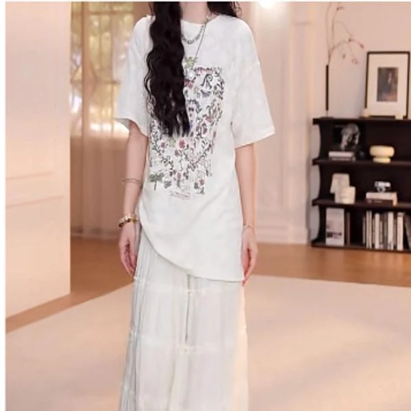 杨杨 夏季简约百搭T恤LK2502633