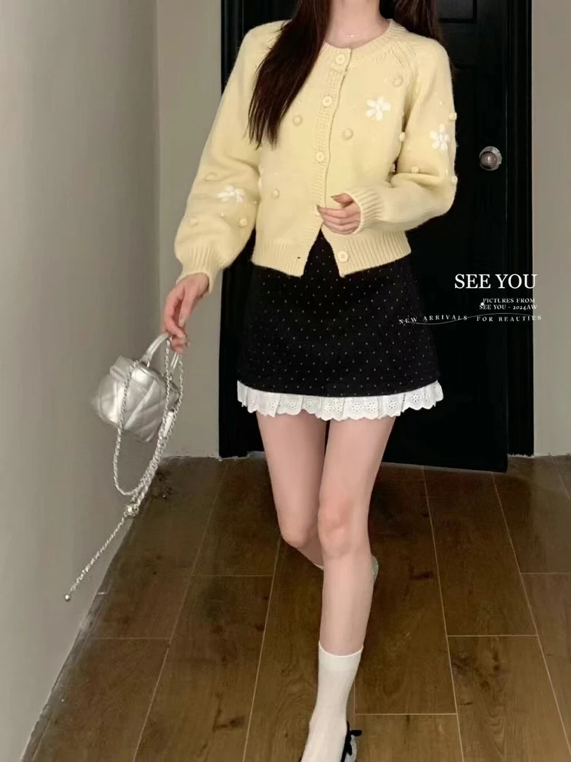 法式木耳边蕾丝拼接波点毛呢半身裙女2024秋季高腰A字防走光短裙