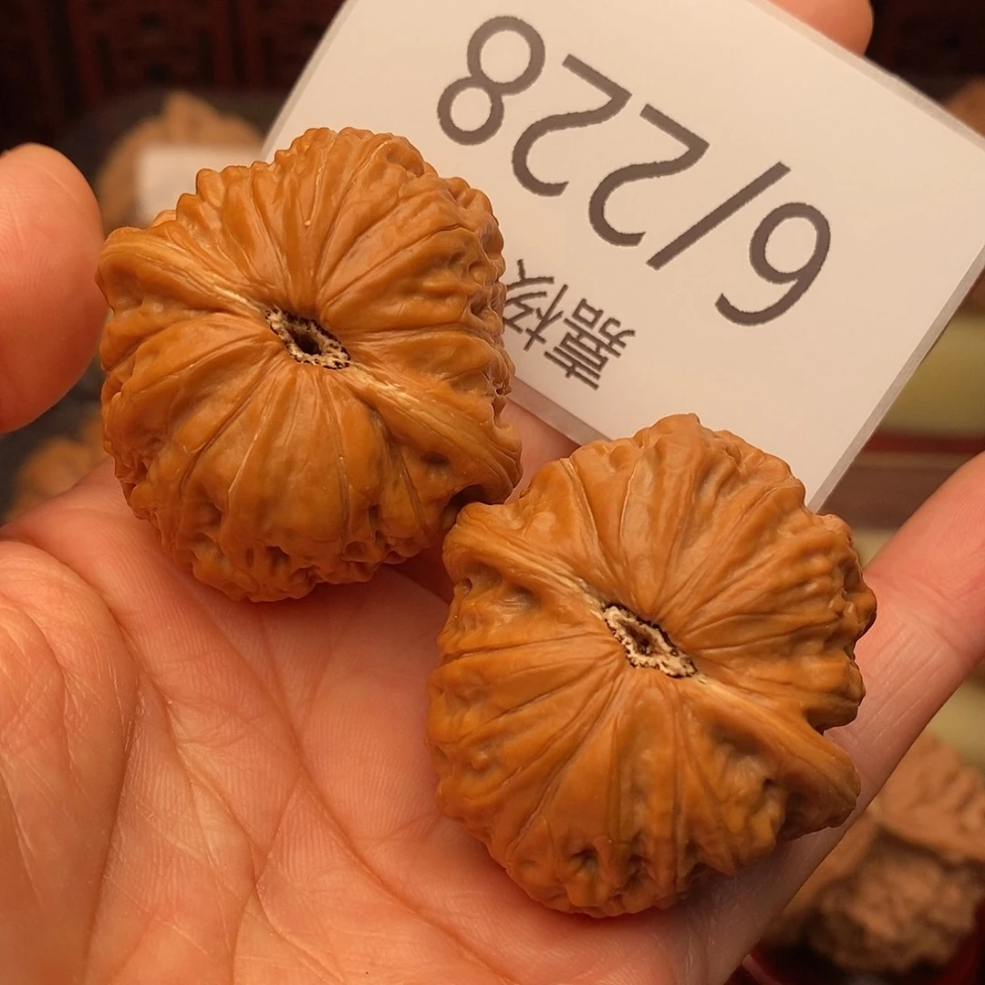 半***星把件文玩核桃38铁锤