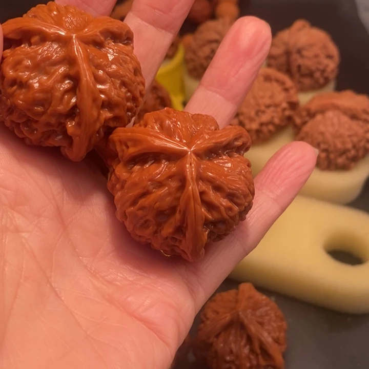 可***）猴头核桃吊坠工艺核桃