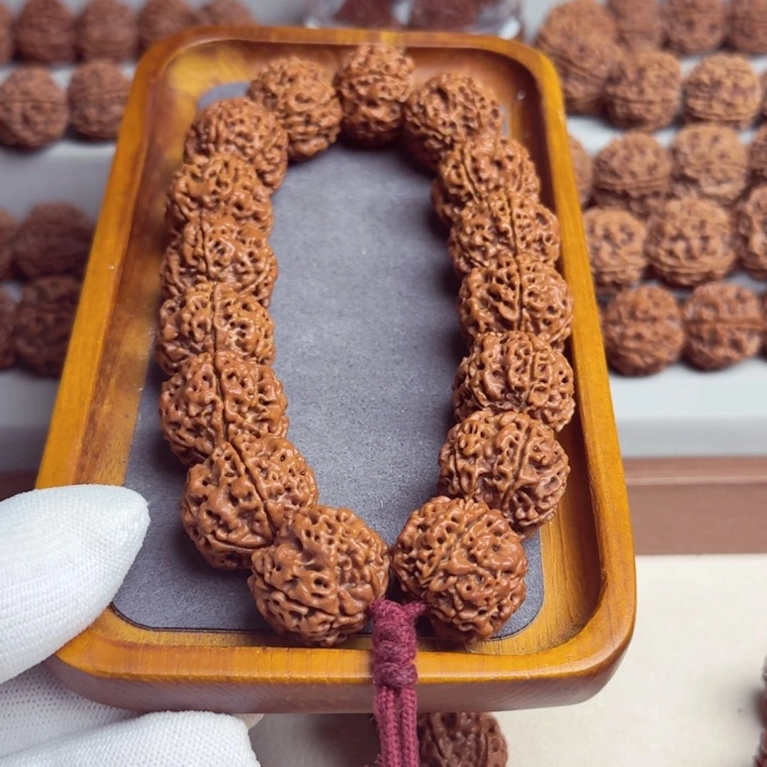 金刚菩提吊坠原生态梁王星蜂窝双龙超头订制22+姜黄皮