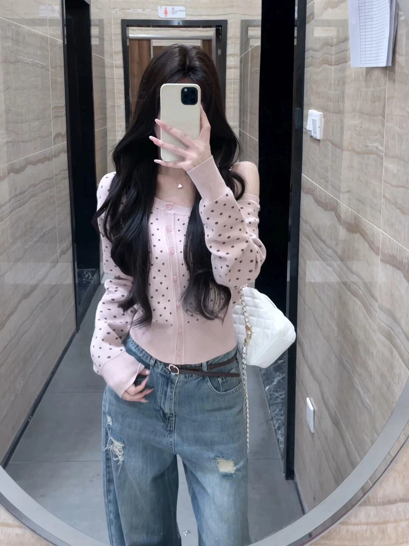 2025秋季新款韩系气质斜肩波点针织开衫上衣女阔腿牛仔裤两件套潮