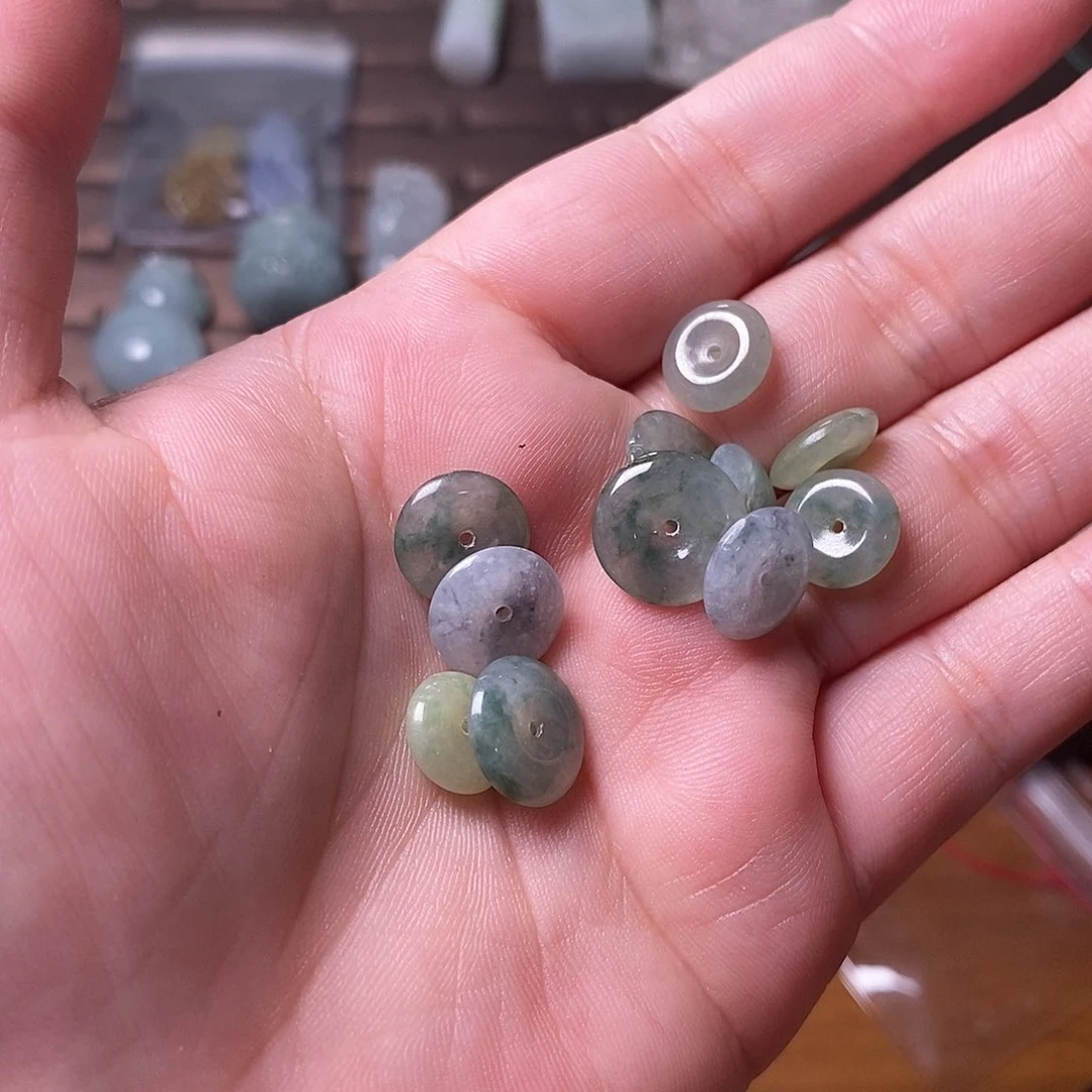 未镶嵌定制翡翠翡翠