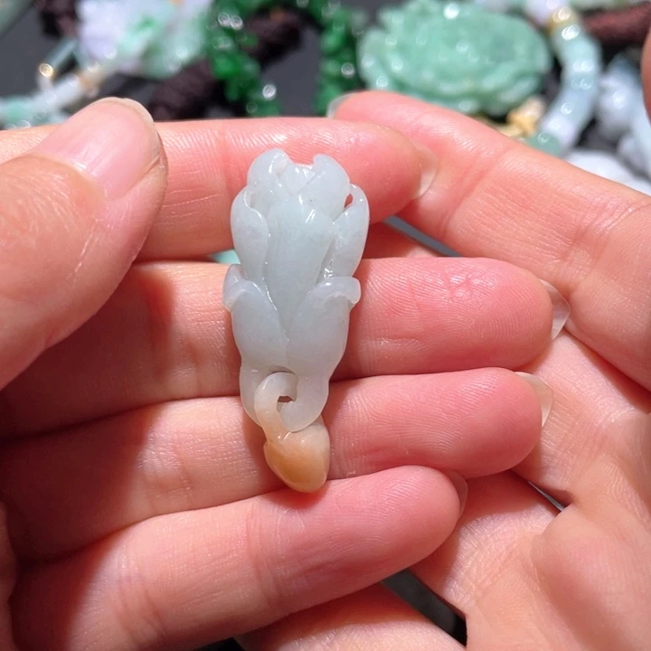 【闪购商品】翡翠颈饰未镶嵌天然翡翠