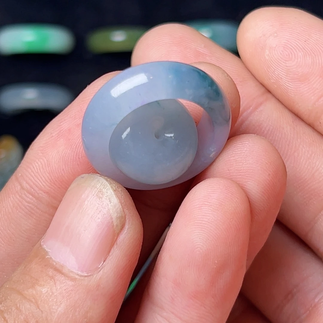 定制翡翠未镶嵌圈口18号