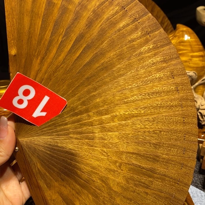 金丝楠?****?金丝楠手把件