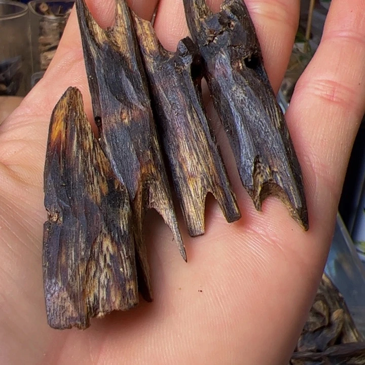 鑫***火沉香沉香碎屑奇楠白棋高端老块料10克