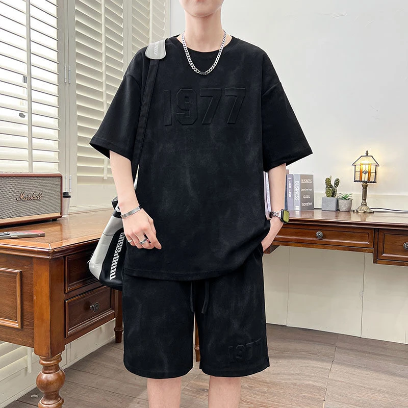 青少年运动套装男装夏季新款T恤高中学生男孩潮帅气时髦短袖短裤