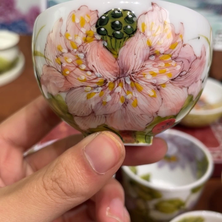 R***a景德镇陶瓷艺术品