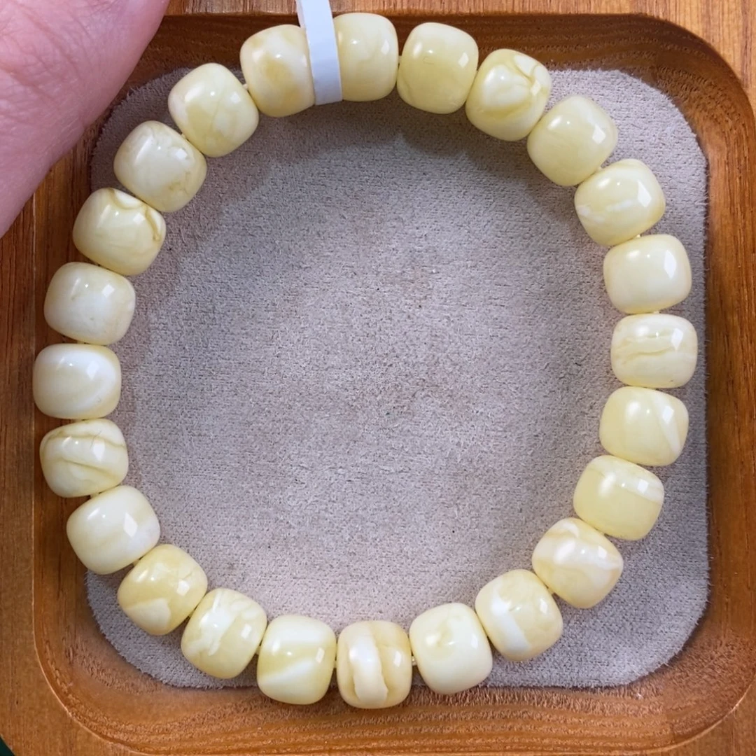 蜜蜡未镶嵌珠宝奇石9.5