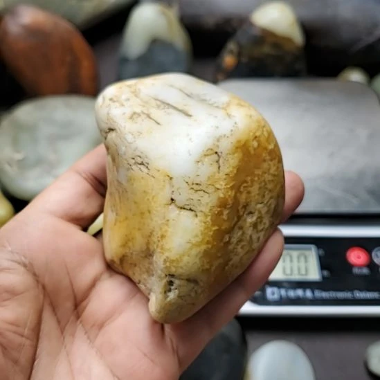 和田玉（糖玉）未镶嵌挂件