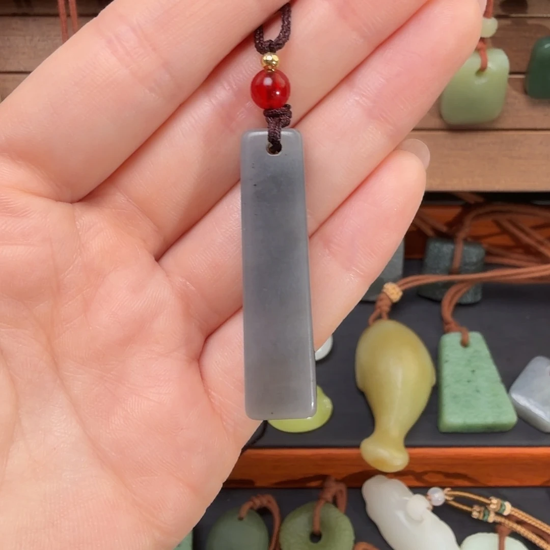 和田玉（糖玉）未镶嵌颈饰