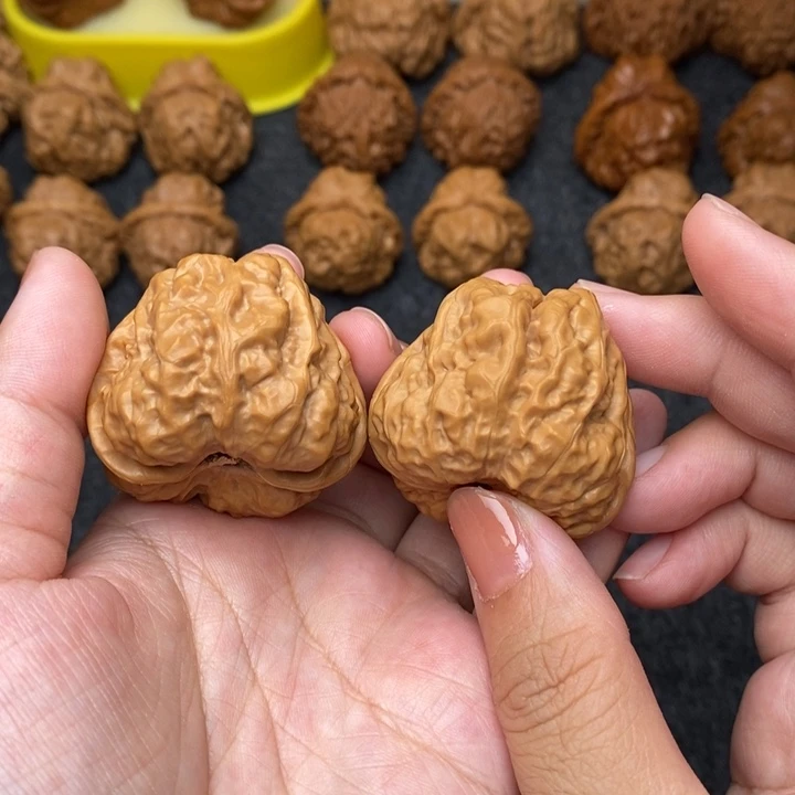 文玩核桃把件蛤蟆40