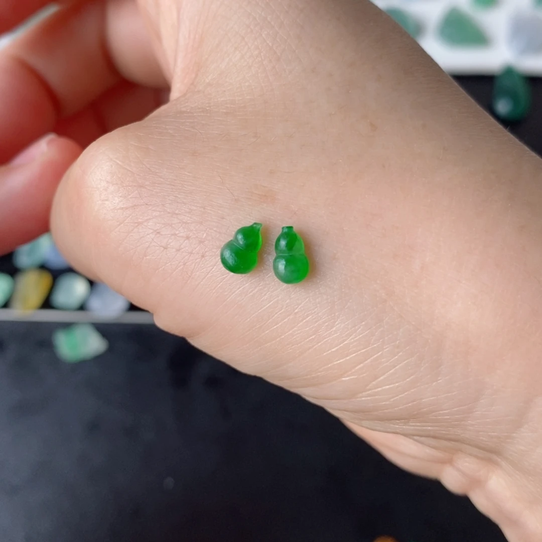 定制翡翠未镶嵌葫芦