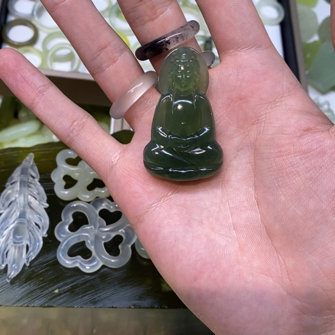 岫玉未镶嵌吊坠(不含链)