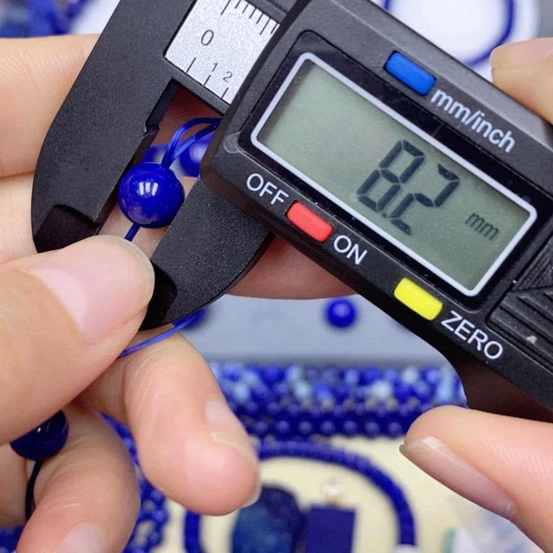 青金石未镶嵌颈饰