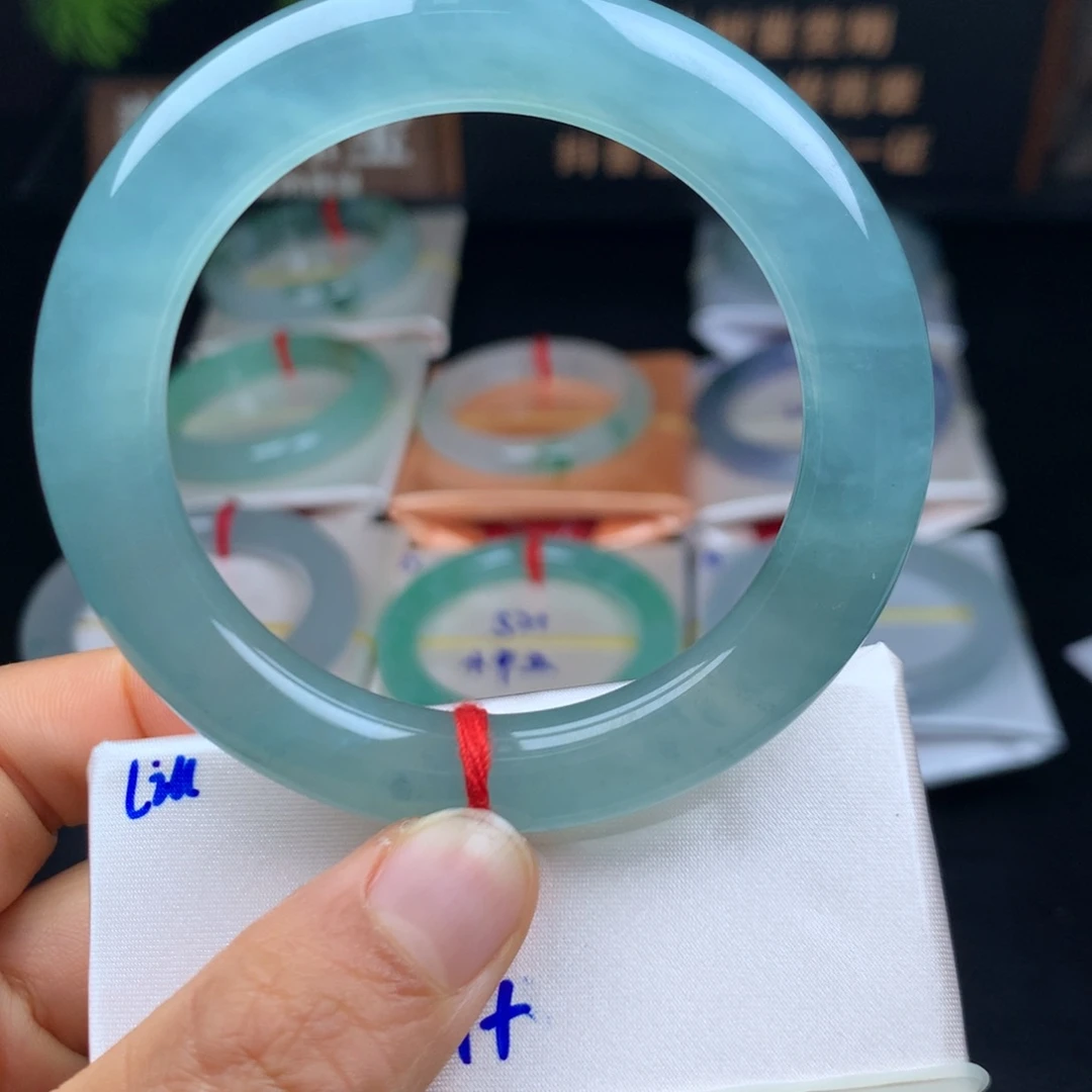 翡翠未镶嵌手镯蓝冰胖圆