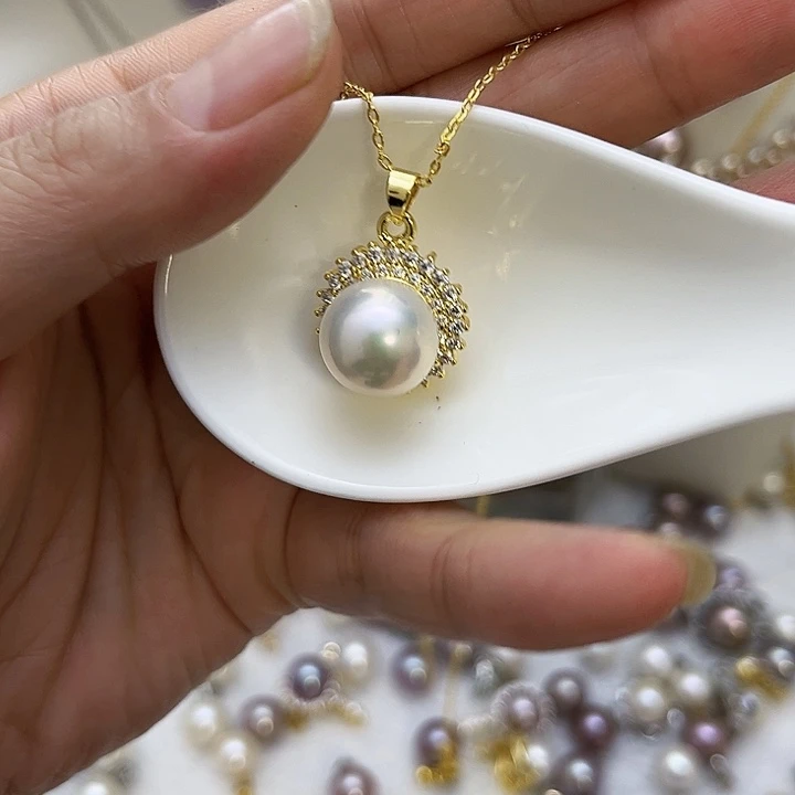 合金白珠金色太阳花吊坠淡水珍珠