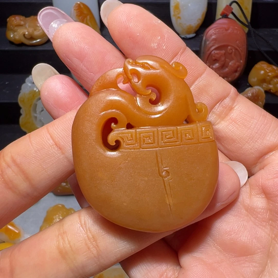 和田玉挂件未镶嵌