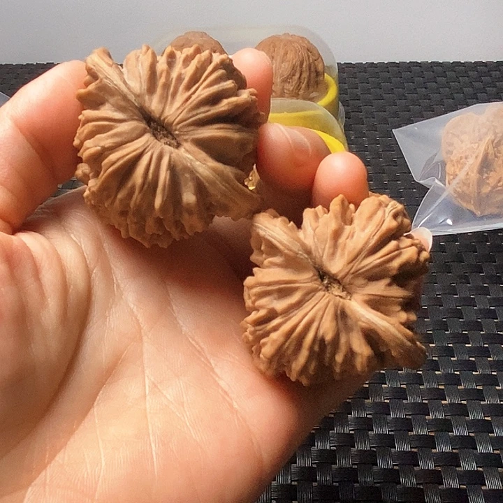 文玩核桃把件四座楼