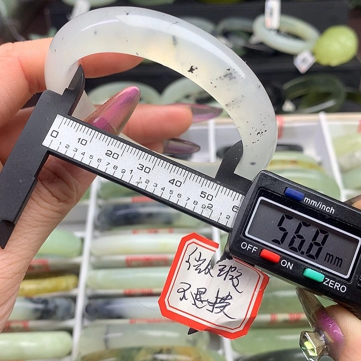 蛇纹石玉手镯未镶嵌847