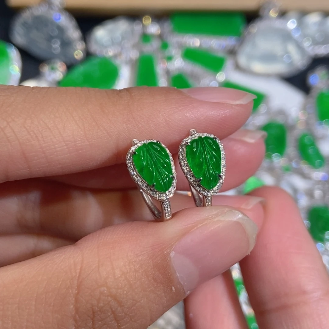 翡翠18K金镶嵌耳饰天然缅甸A货翡翠